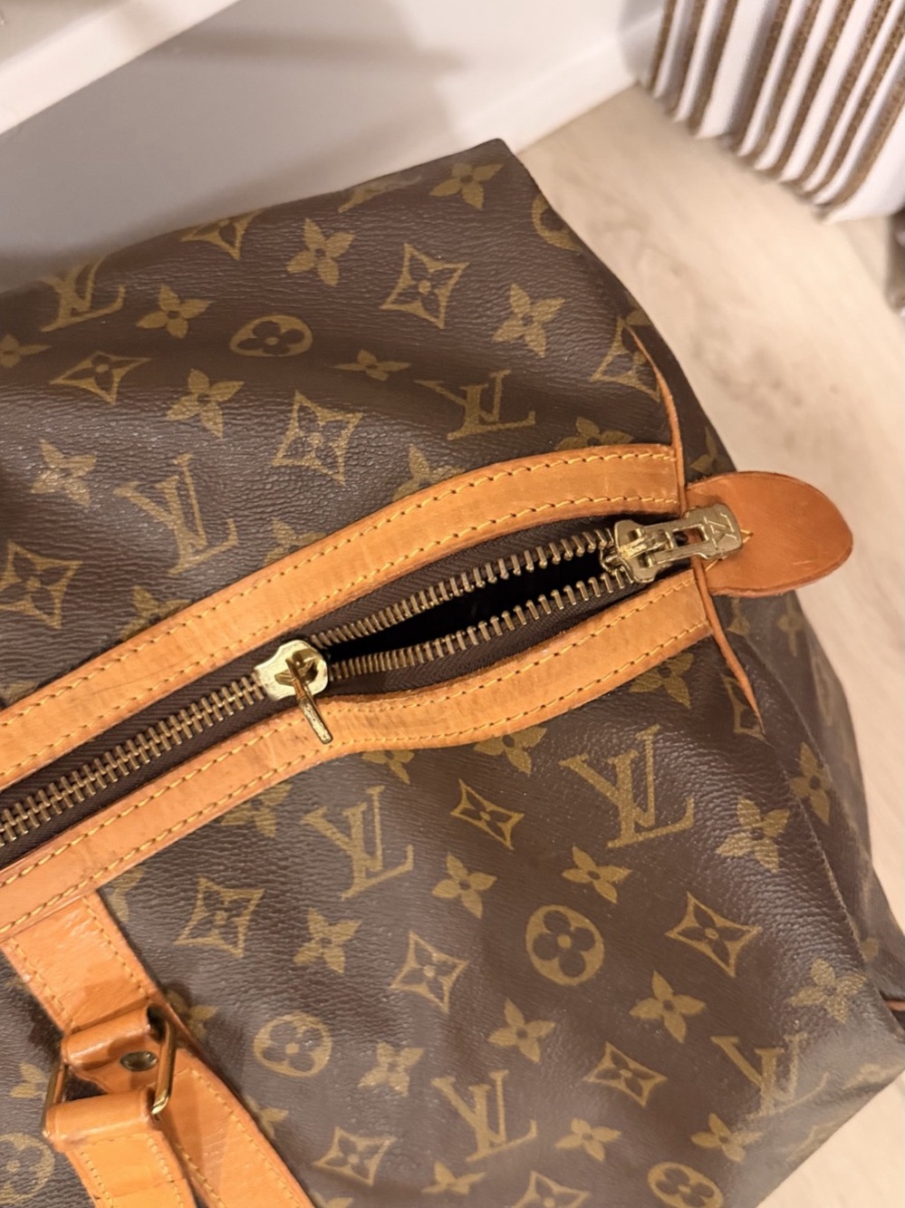 Louis Vuitton Sac Souple 55 Duffle - Picture 10 of 15